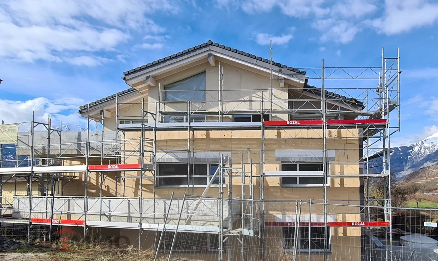 4.5 Room Apartment - Photo 1 of 3