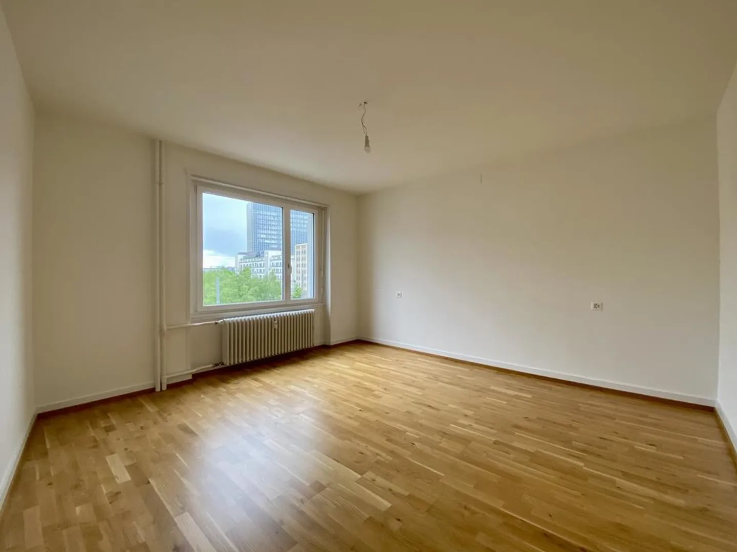 Appartement attrayant avec terrasse spacieuse - Photo 5 sur 6