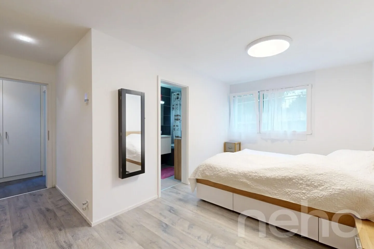 A bright apartment with garden in a peaceful setting! - Photo 7 of 13