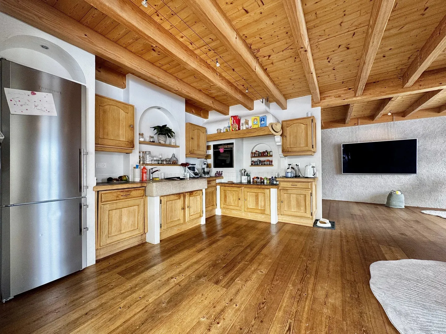 Charmante villa de 5,5 pièces d'environ 300 m² - Photo 4 sur 10