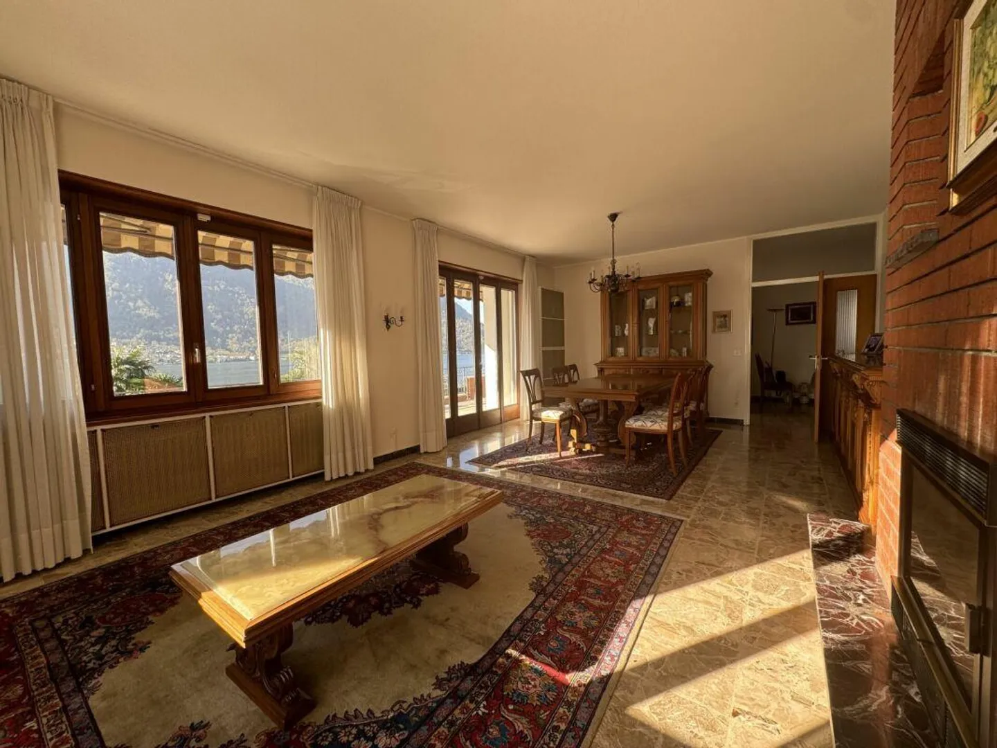 Grande maison sur le lac - Photo 5 sur 10