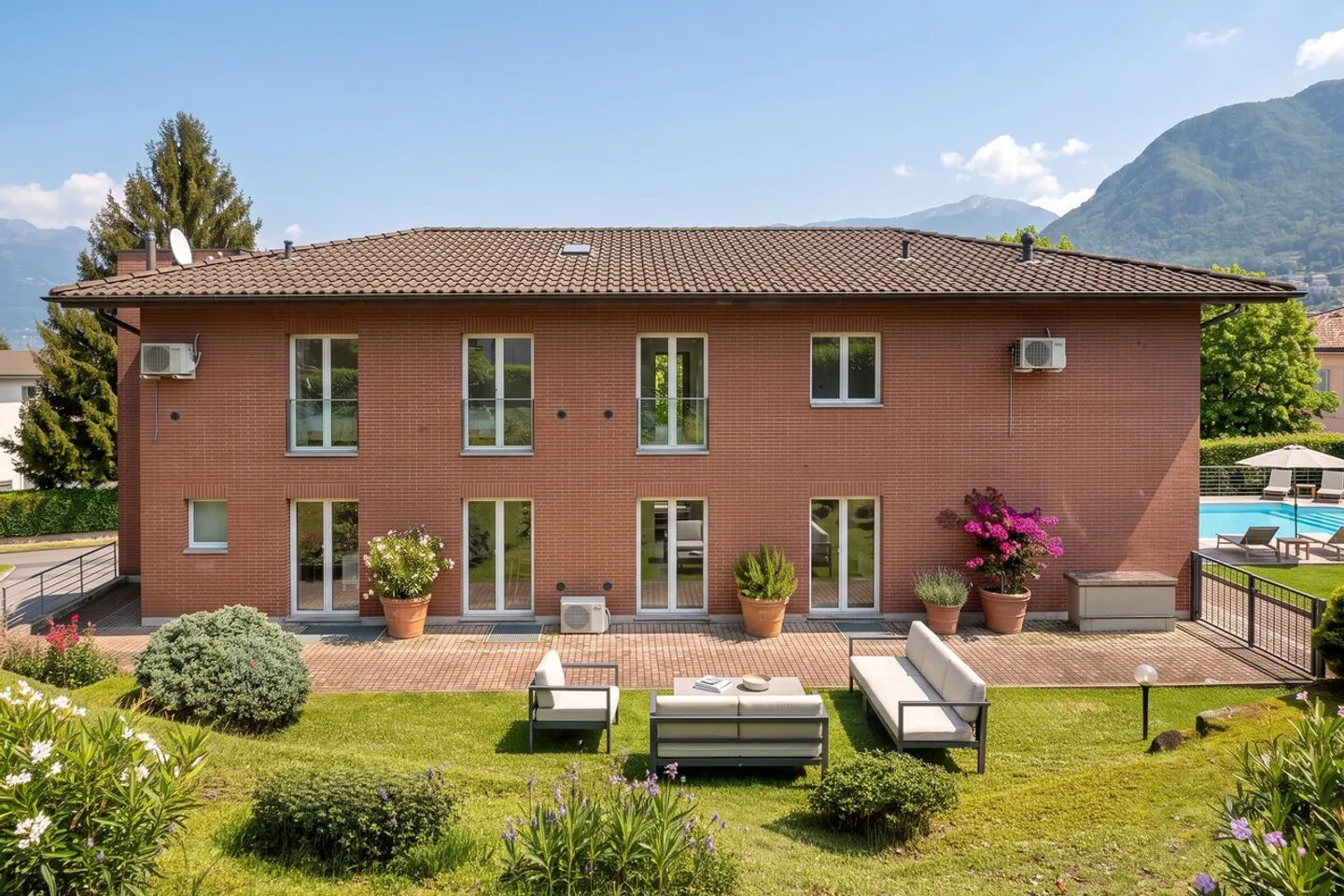 Splendida Villa con Piscina - Foto 1 di 9