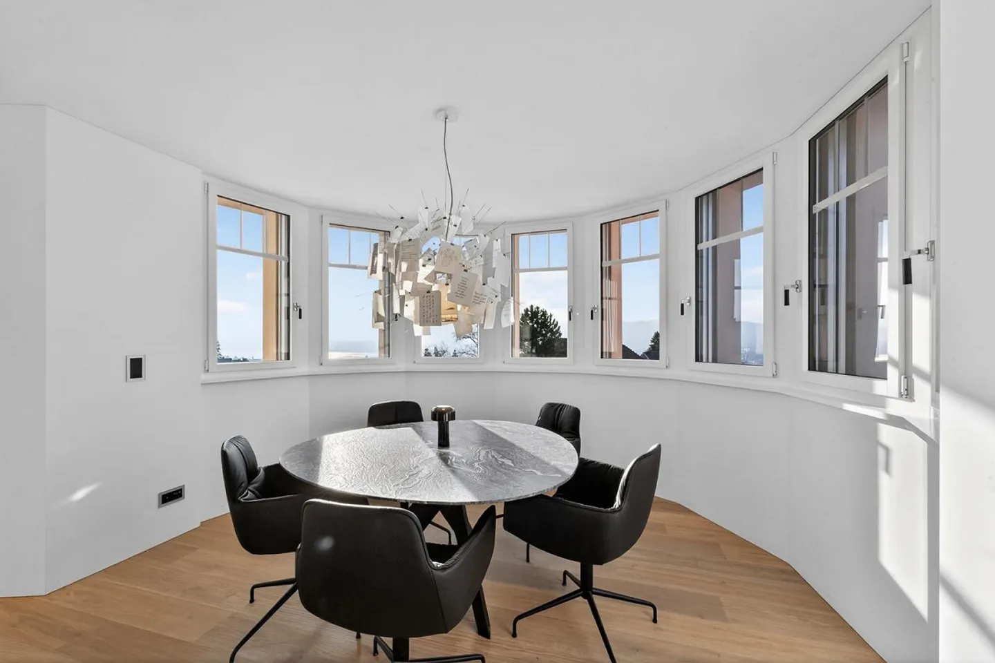 Exclusive, furnished 3.5-room apartment on Zurichberg with lake view - Photo 12 of 13