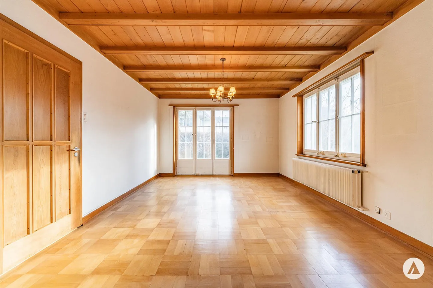 Sanierungs­bedürftiges Haus an beliebter Lage - Foto 6 von 13