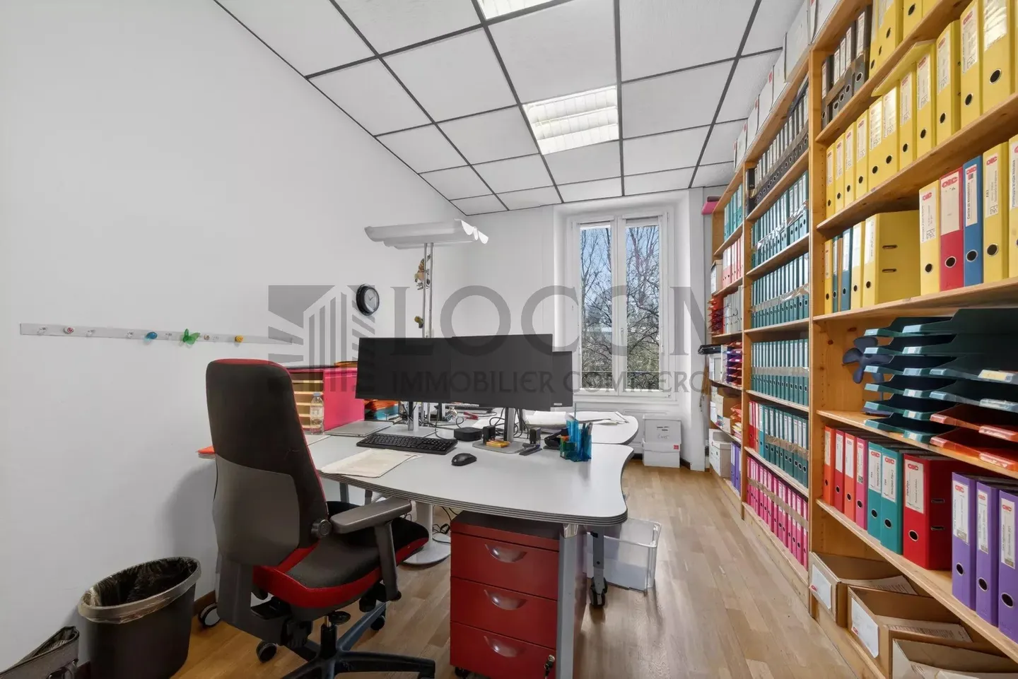 196 m² Offices in Ouchy - Photo 2 of 12