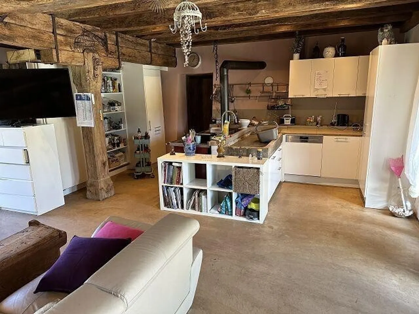 Maison de campagne 5 1/2 pièces avec grand terrain - Photo 4 sur 13