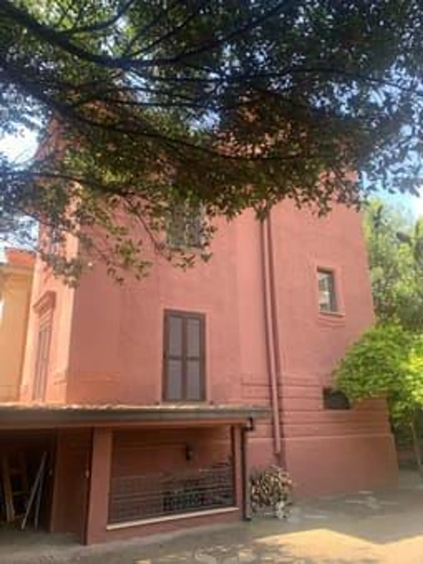 Villa di lusso con giardino nel cuore di Roma - Foto 5 von 28