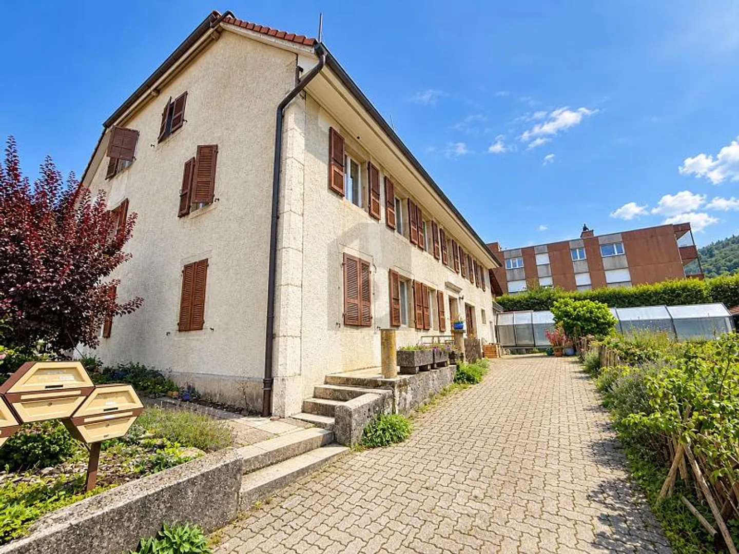Charming Apartment in Péry - Photo 1 of 6