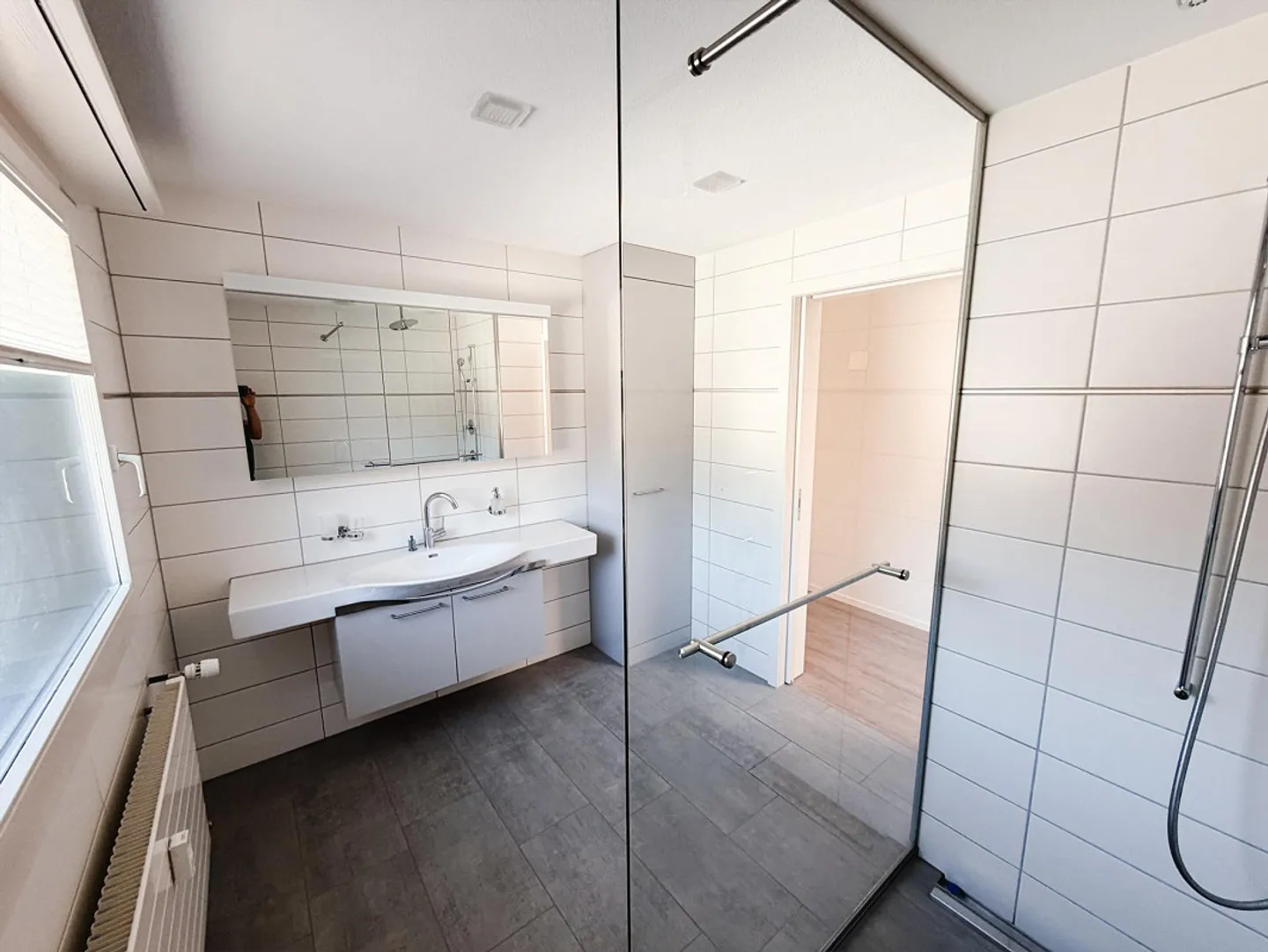 Appartamento attico attraente di 4,5 stanze vicino a Coop Wattwil - Foto 10 di 15