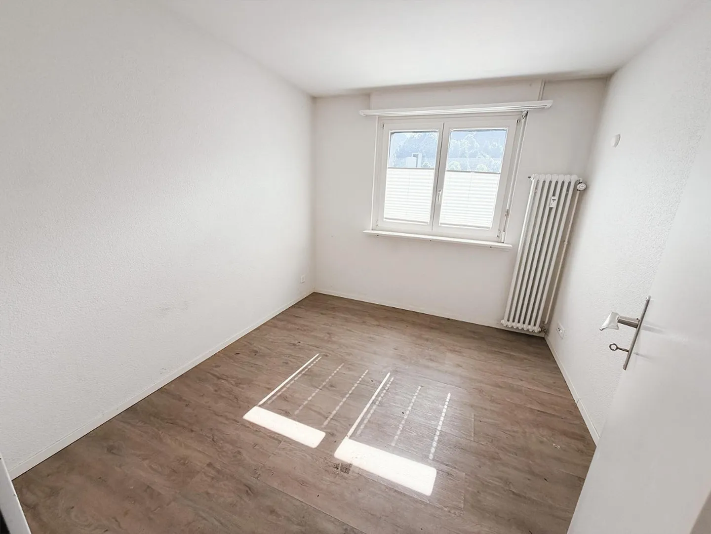 Appartamento attico attraente di 4,5 stanze vicino a Coop Wattwil - Foto 13 di 15