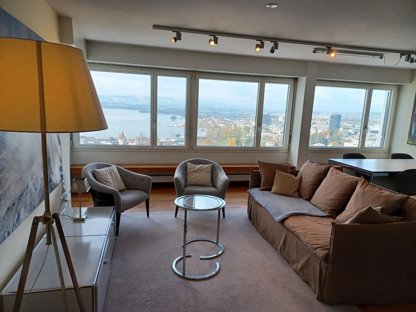 Möbliertes Apartment in Zug - Foto 2 von 7