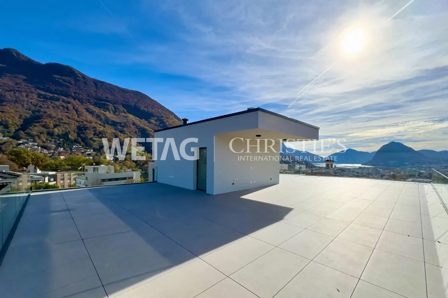 Elegant penthouse apartment in shell construction for sale in Lugano–Canobbio... - Photo 7 of 11