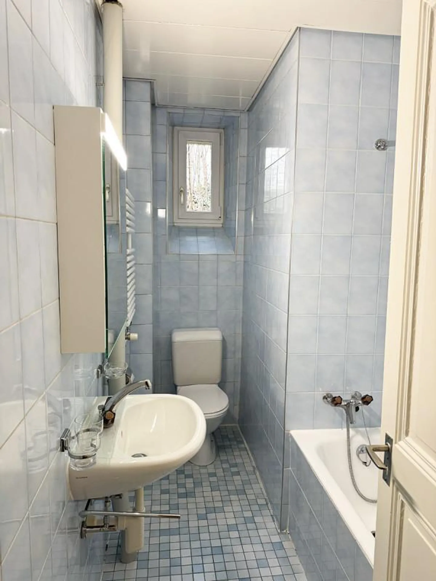 Lausanne - Quartier Vallon / Béthusy - 2-room apartment - Photo 3 of 4