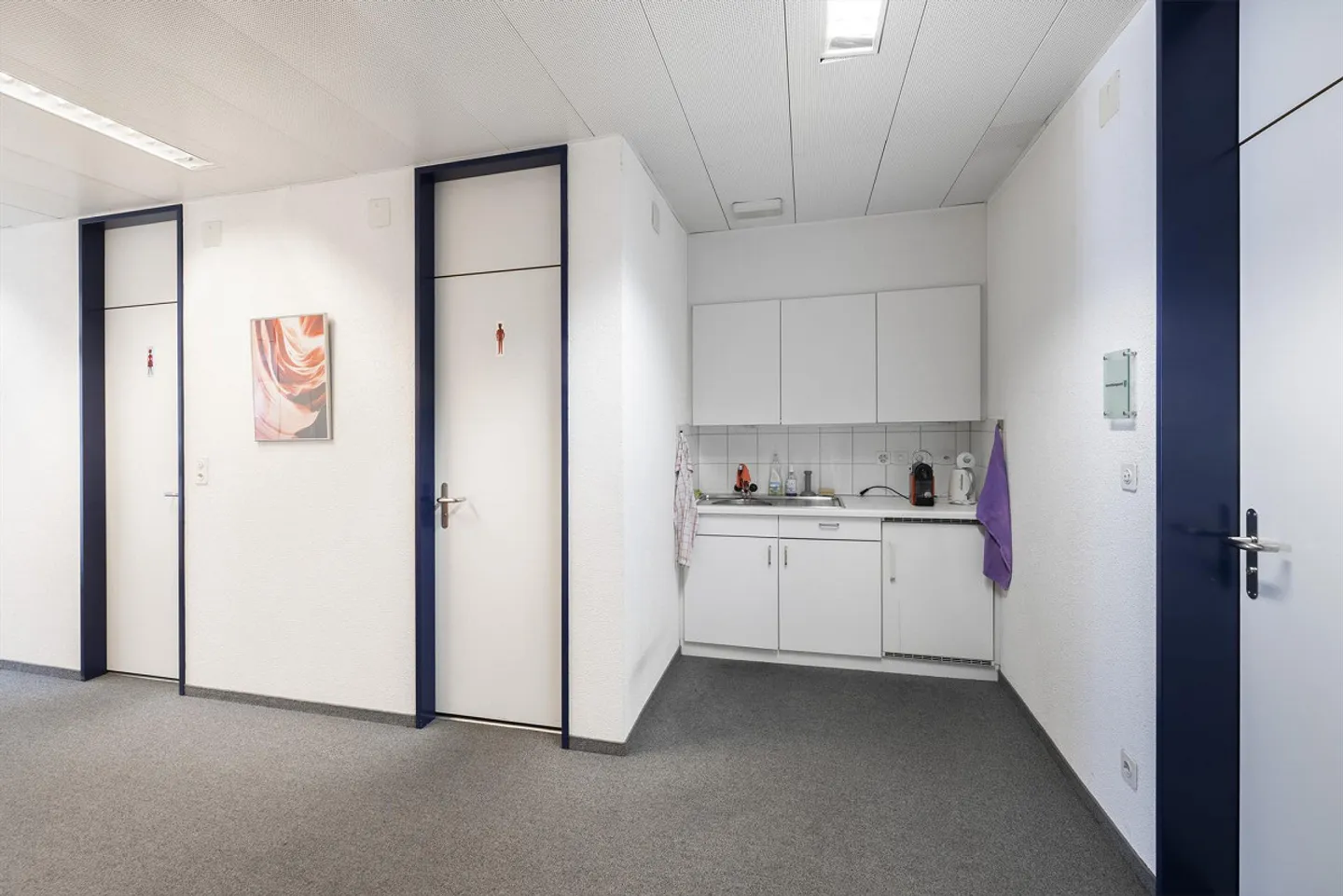 Votre nouveau bureau dans le premier bâtiment de la Bahnhofstrasse à Buchs - Photo 4 sur 4