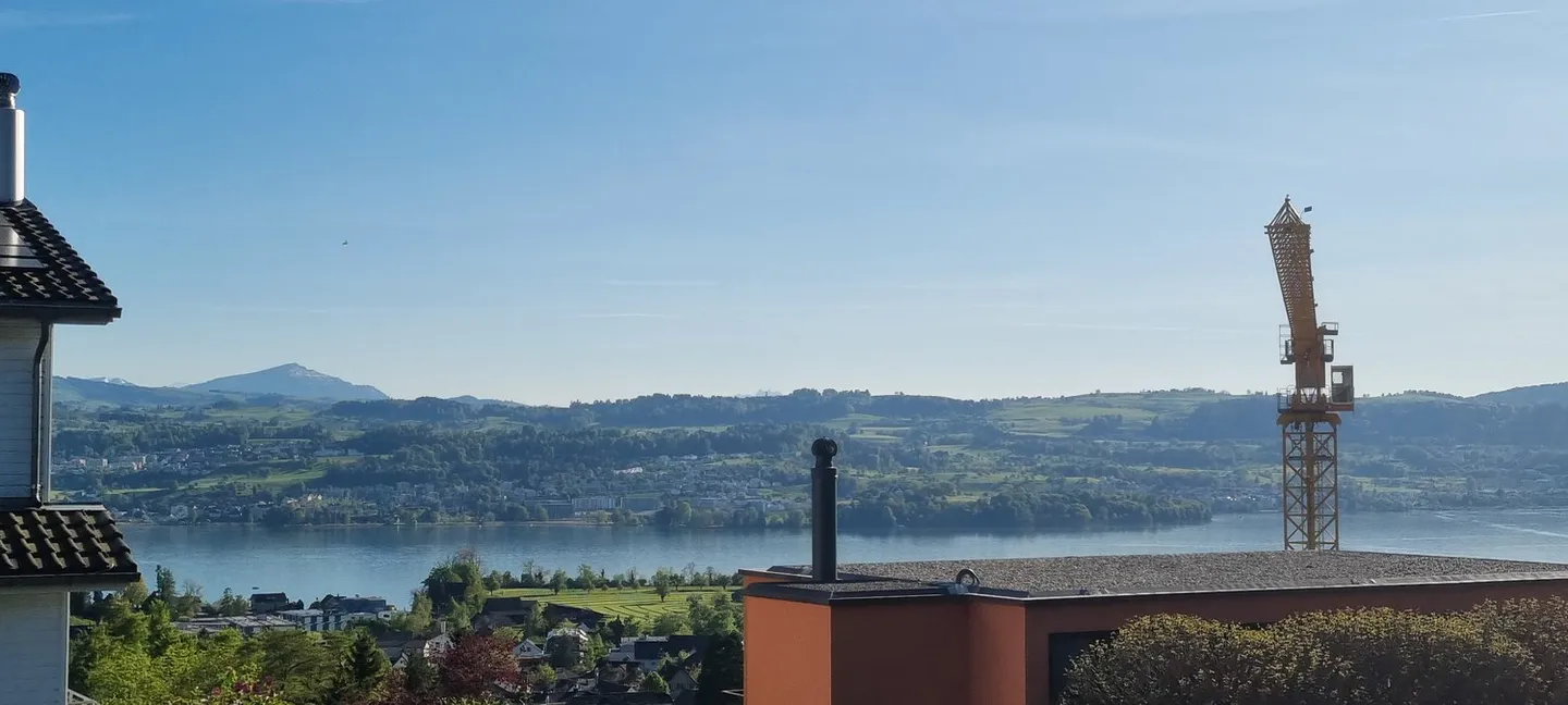 Light-flooded architect house with stunning lake and mountain views in Uetikon am See - Photo 1 of 2
