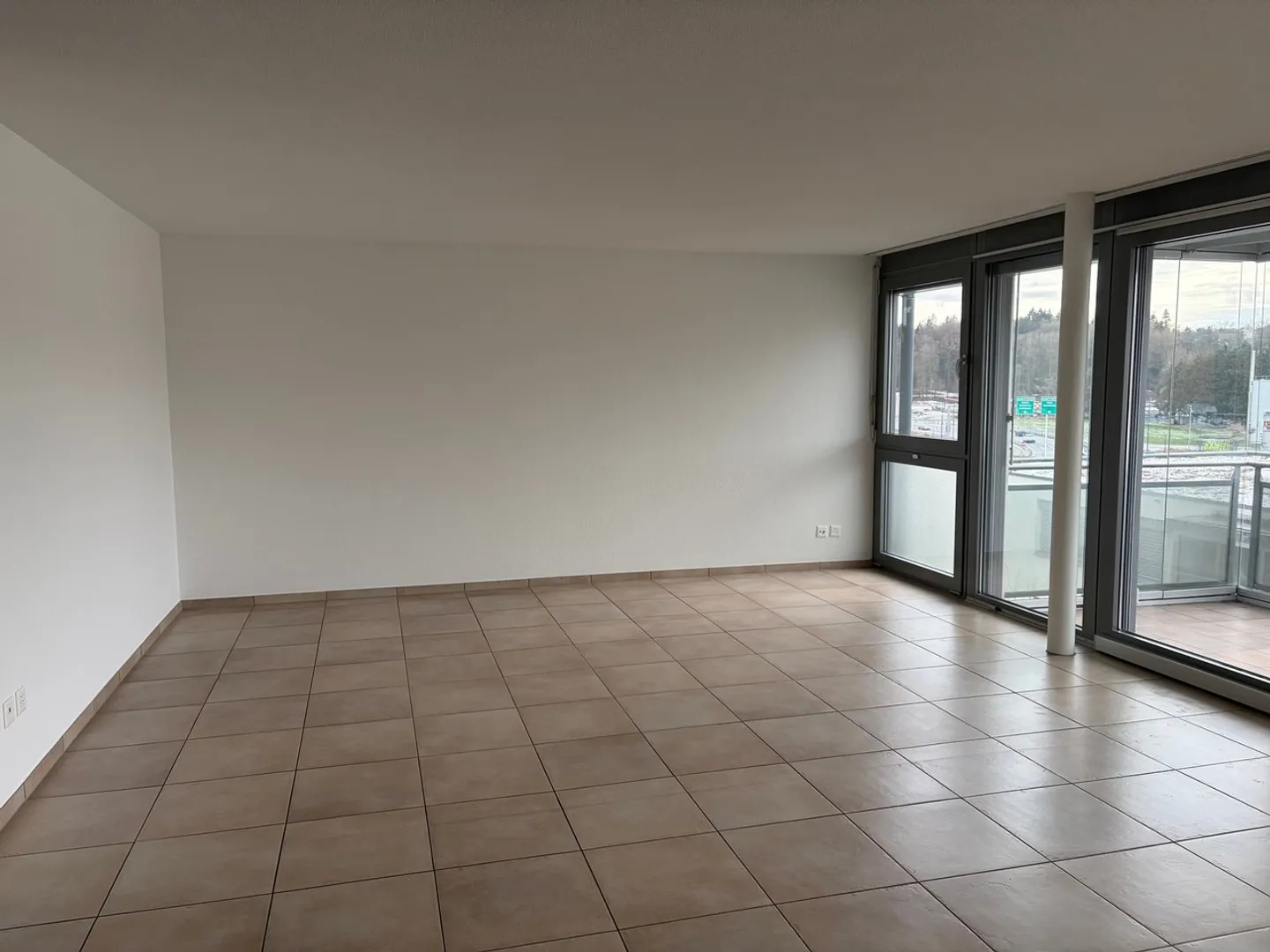 Bienne: Appartement moderne de 4,5pces - 2 places dans parking - Photo 2 of 13