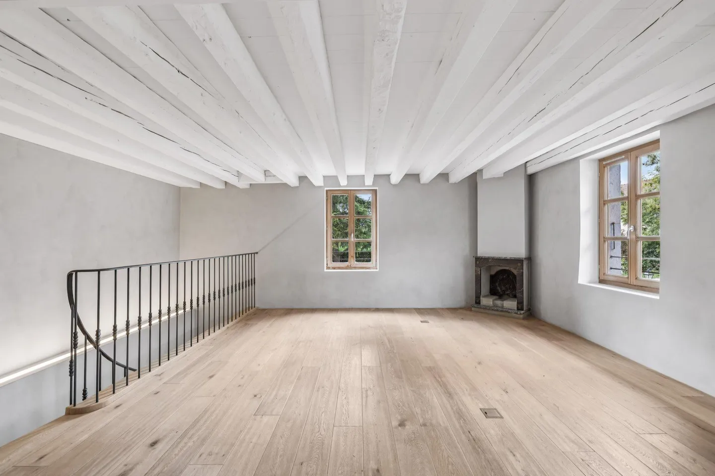 Superb triplex apartment with private garden in Collex-Bossy - Photo 7 of 15