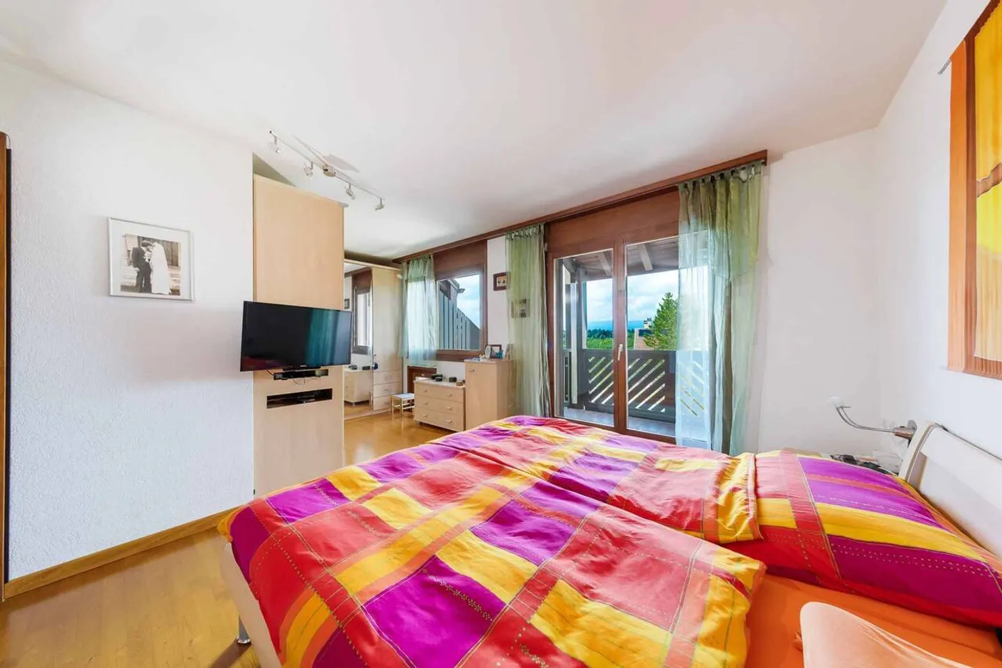 Casa unifamiliare di 160 m² in un quartiere residenziale - Foto 7 di 10