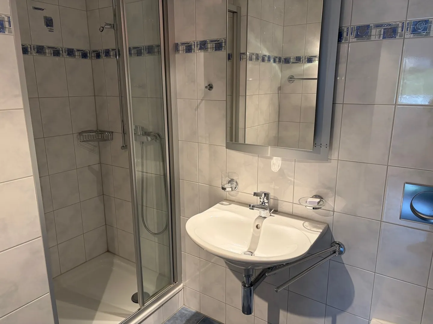 Bienne: Appartement moderne de 4,5pces - 2 places dans parking - Photo 12 of 13