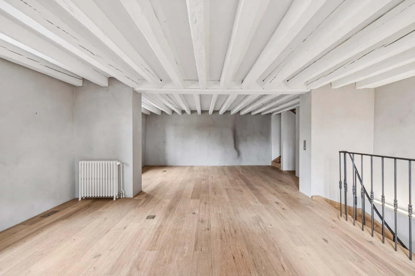 Superb triplex apartment with private garden in Collex-Bossy - Photo 8 of 15