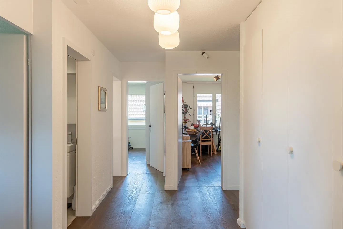 Bellissimo appartamento di 4,5 locali ristrutturato - Foto 3 di 11