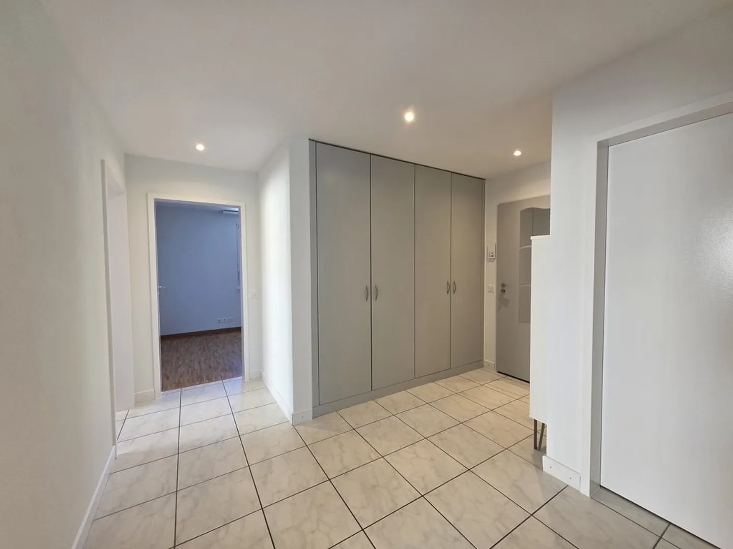 Appartamento 4.5 locali a CHF 2'080.-/mese spese incluse - Foto 4 di 8