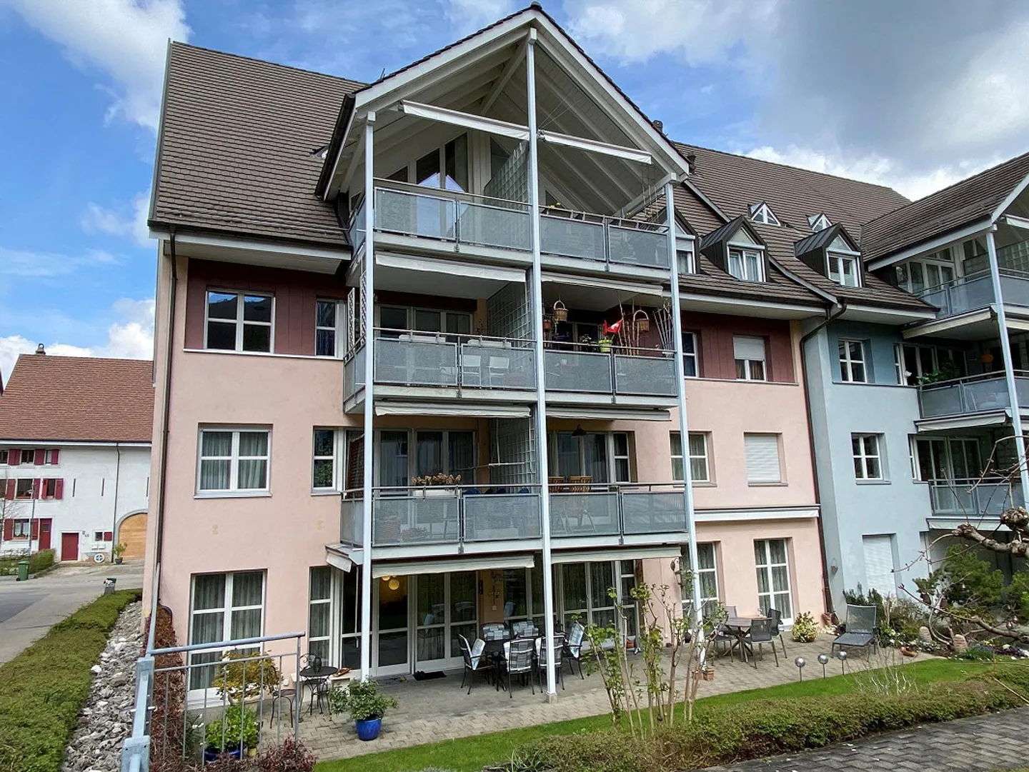 Appartement sous les toits au centre du village de Pratteln - Photo 8 sur 8