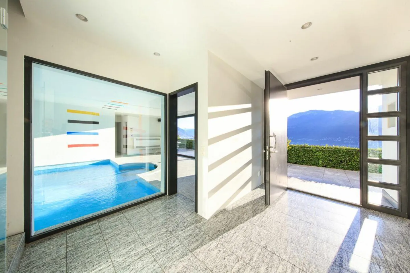 RONCO S/ASCONA - Exclusive villa in a privileged position - Photo 15 of 18