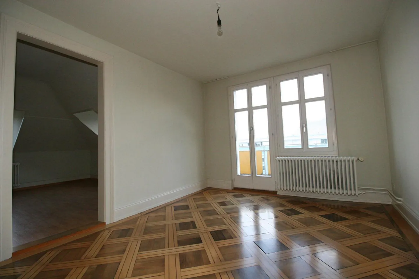 Charmante 4½-Zimmer-Wohnung mit toller See- und Bergsicht - Photo 5 of 12