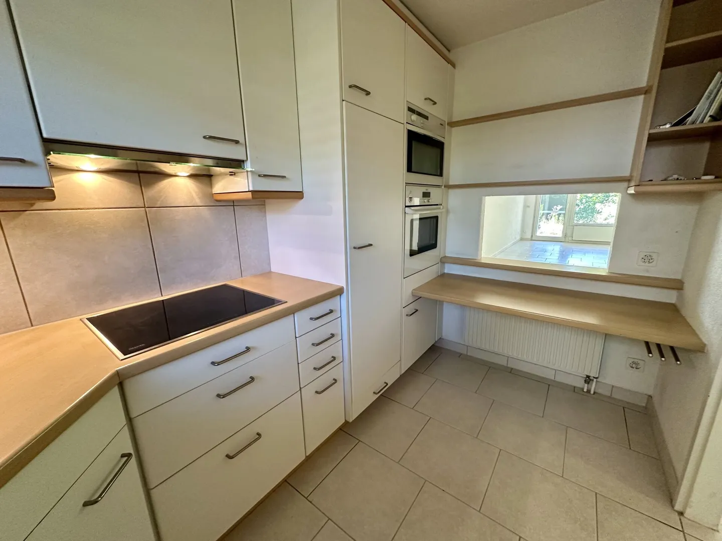 Affascinante casa angolare di 5,5 stanze - Foto 4 di 9