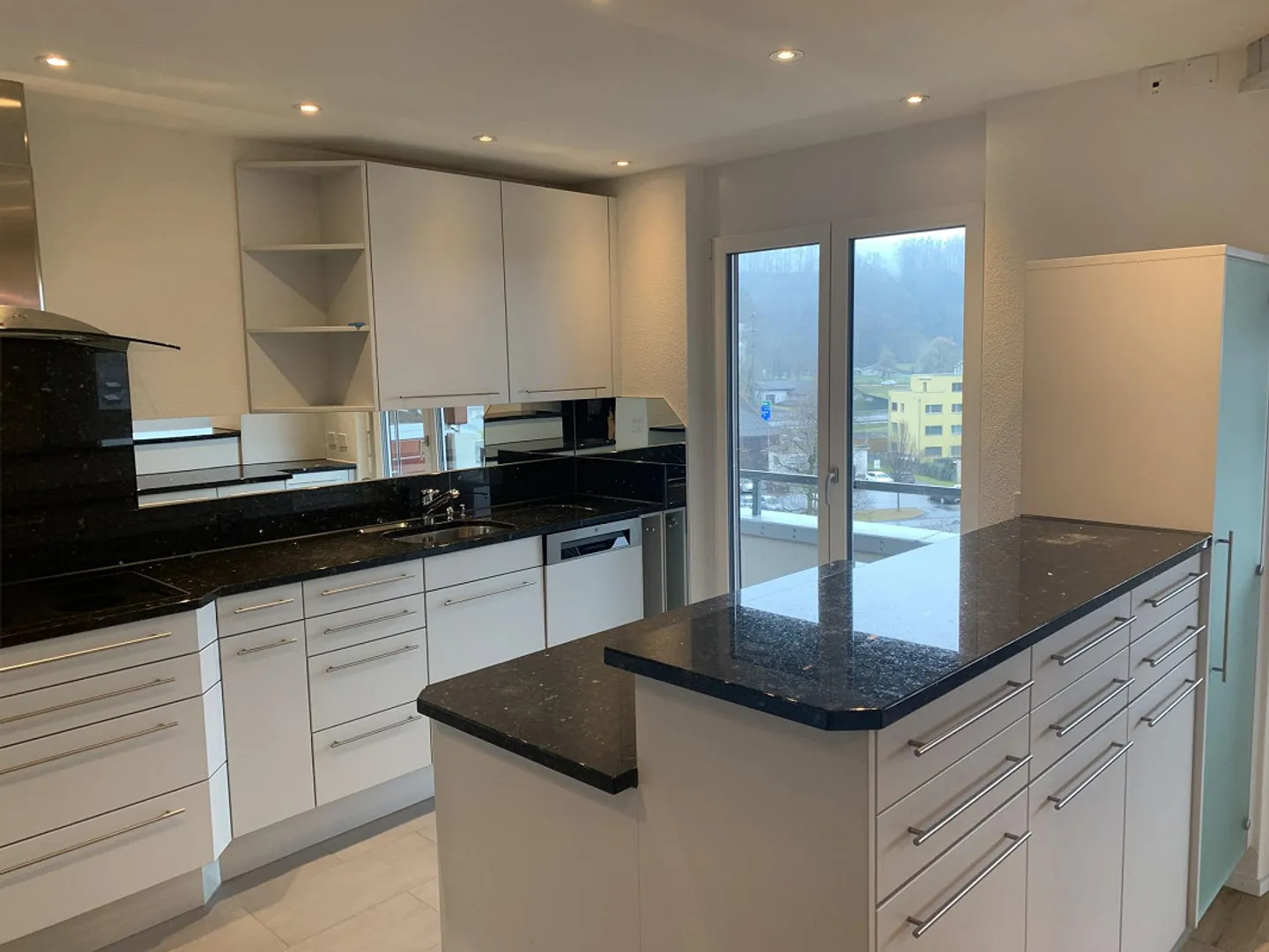 Geräumige Attikawohnung mit Smart Home - Foto 2 von 27
