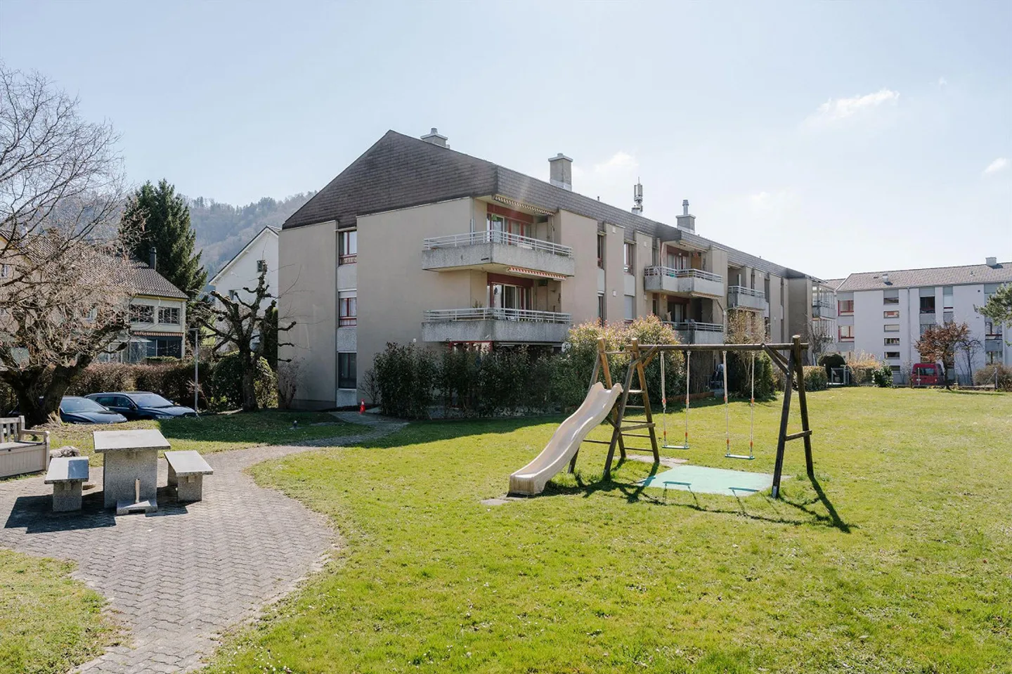 Living where life pulses and tranquility prevails - Photo 4 of 26