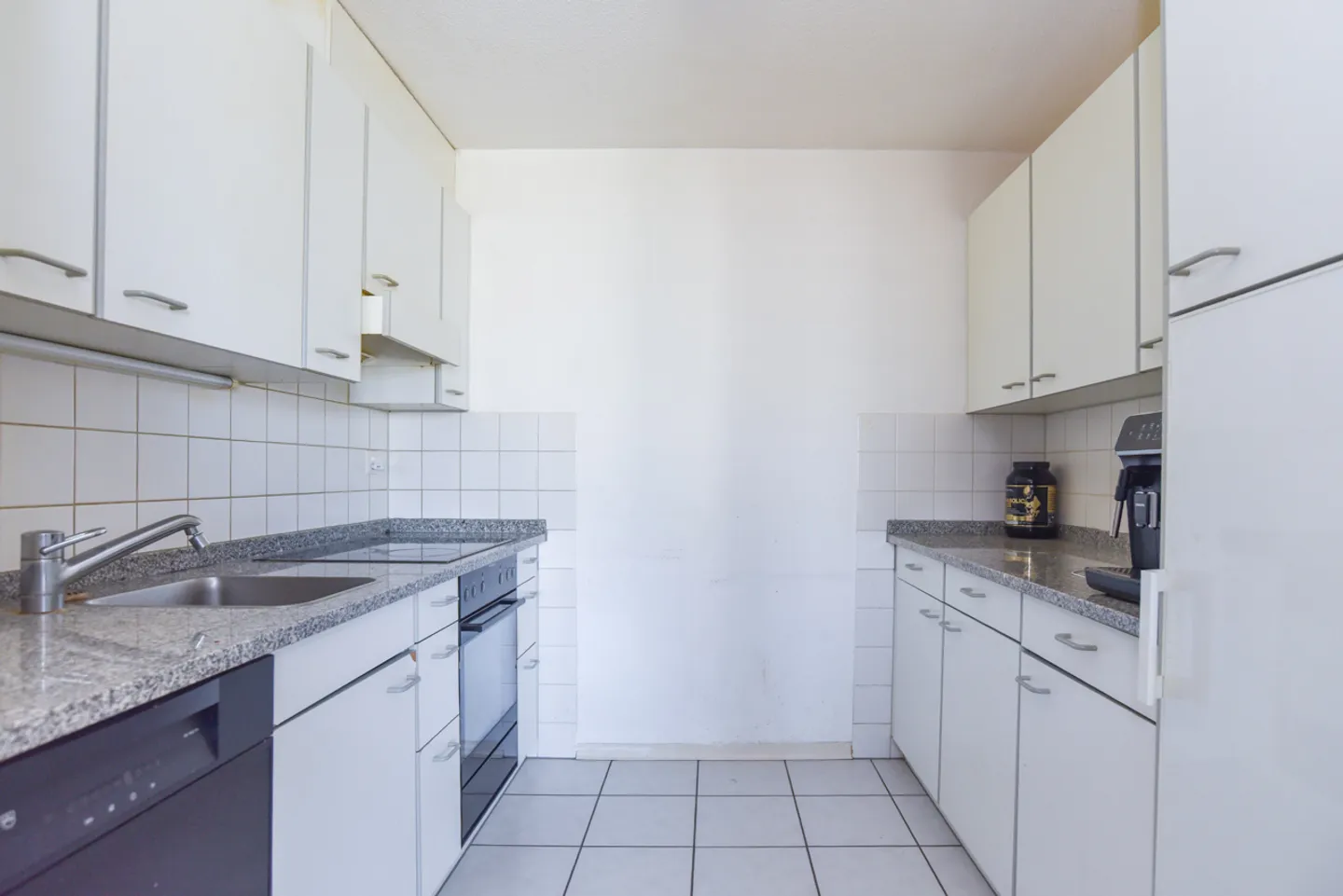 Appartement de 3,5 pièces bien entretenu dans le quartier populaire de Telli - Photo 10 sur 16