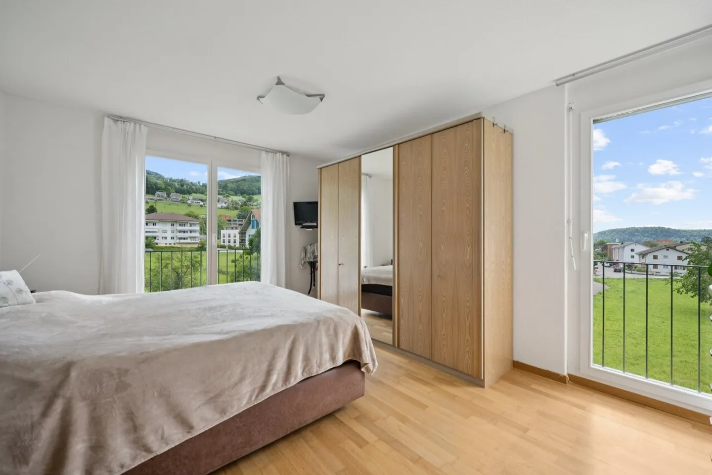 Modern 4.5-room apartment in idyllic location - Photo 6 of 10