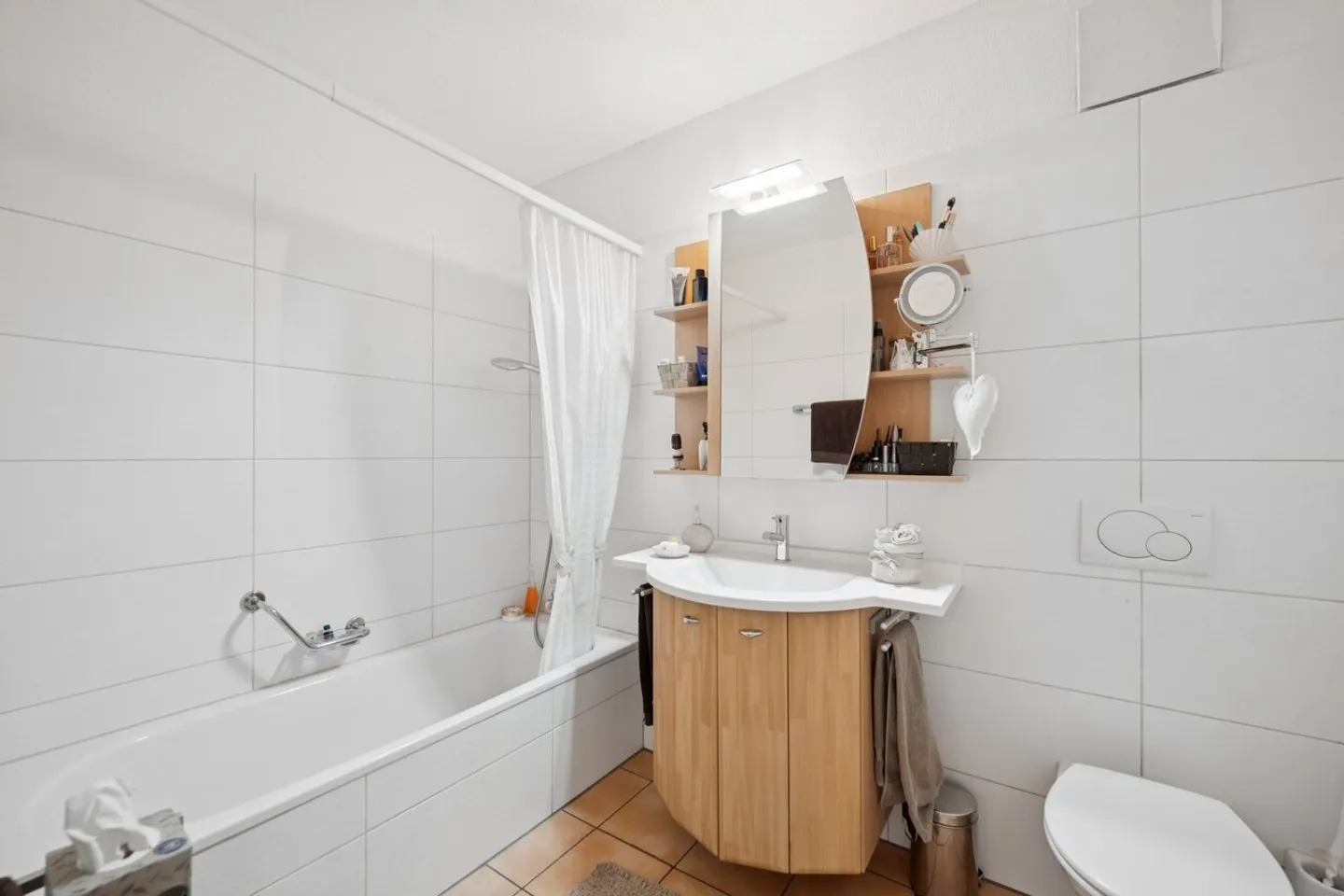 Modern 4.5-room apartment in idyllic location - Photo 7 of 10