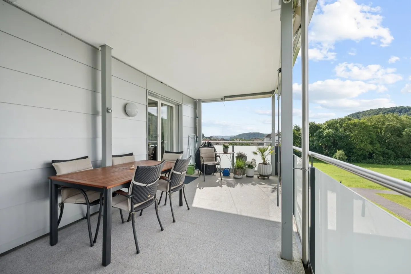 Modern 4.5-room apartment in idyllic location - Photo 9 of 10