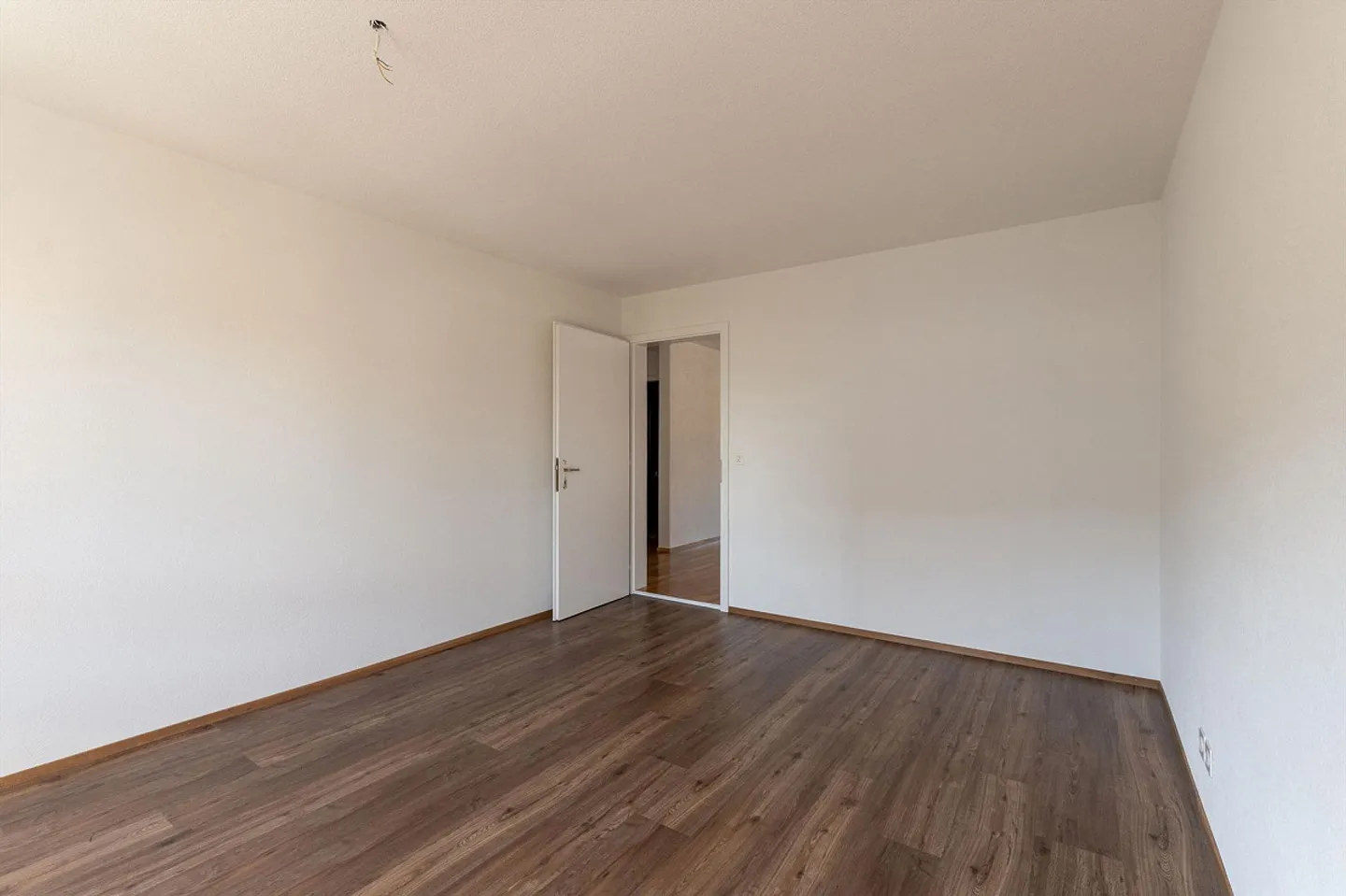 Living where life pulses and tranquility prevails - Photo 13 of 26