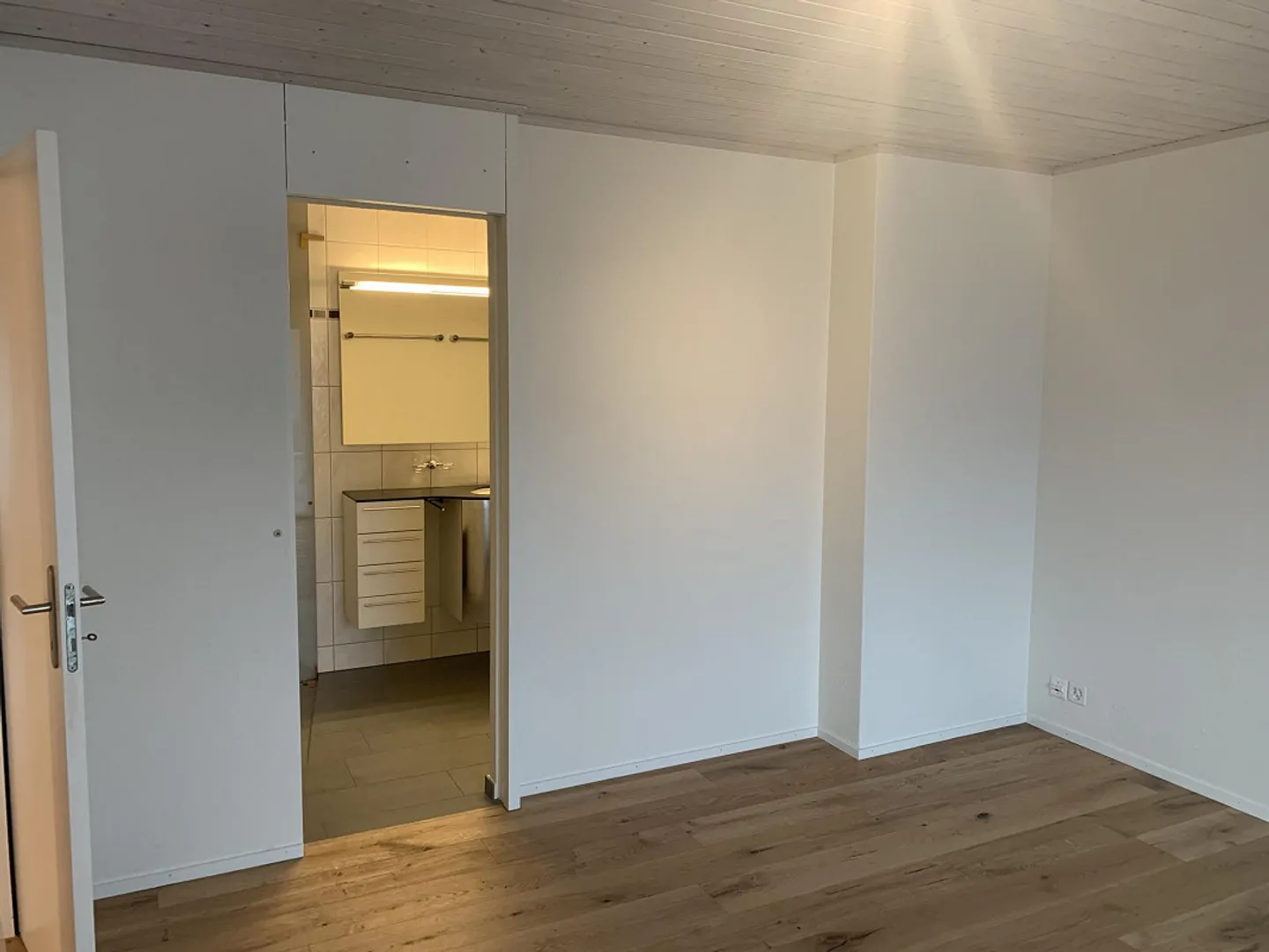 Geräumige Attikawohnung mit Smart Home - Foto 12 von 27