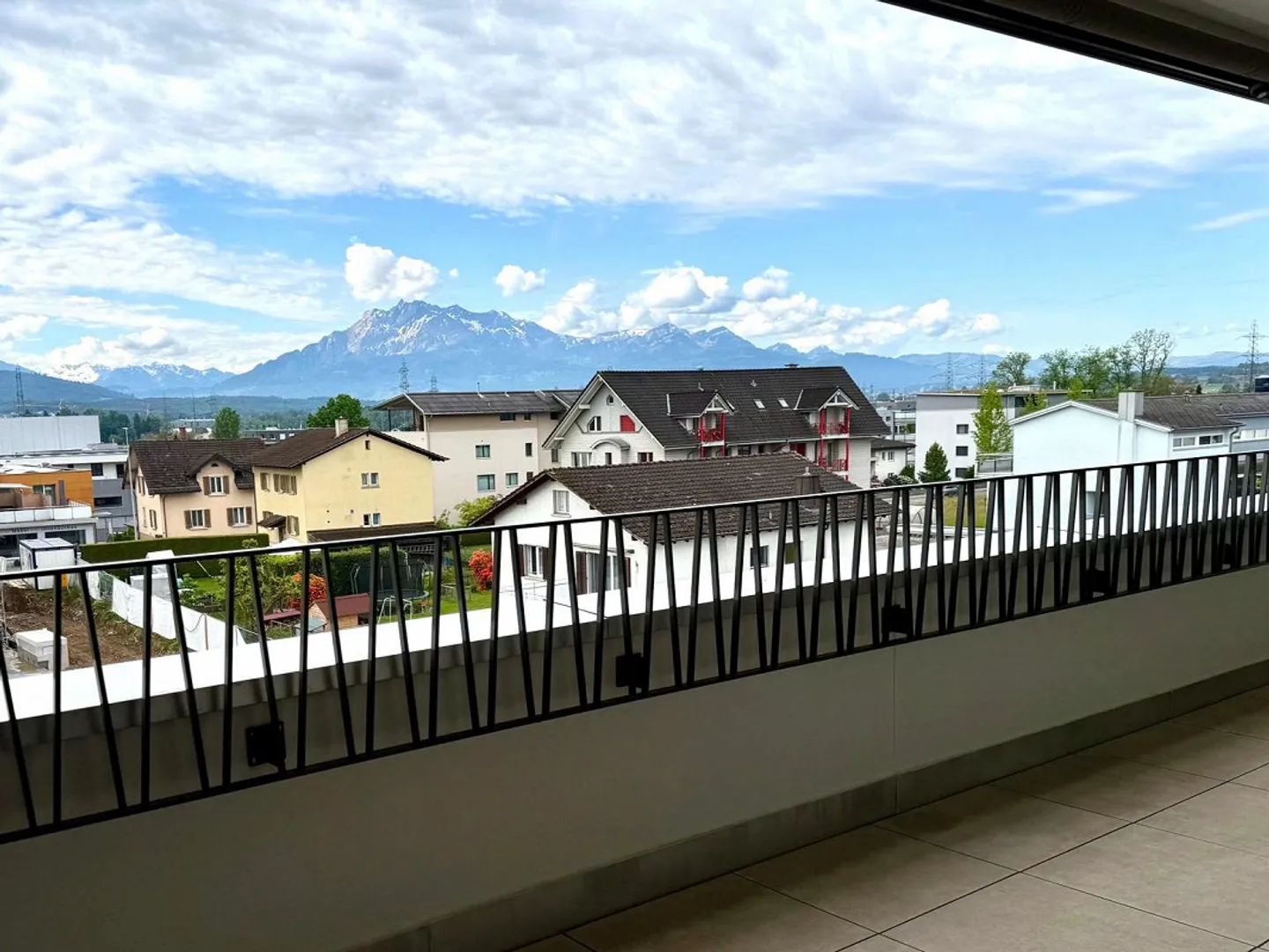 Appartamento 5.5 locali con vista a Inwil (nuova costruzione) - Foto 3 di 10