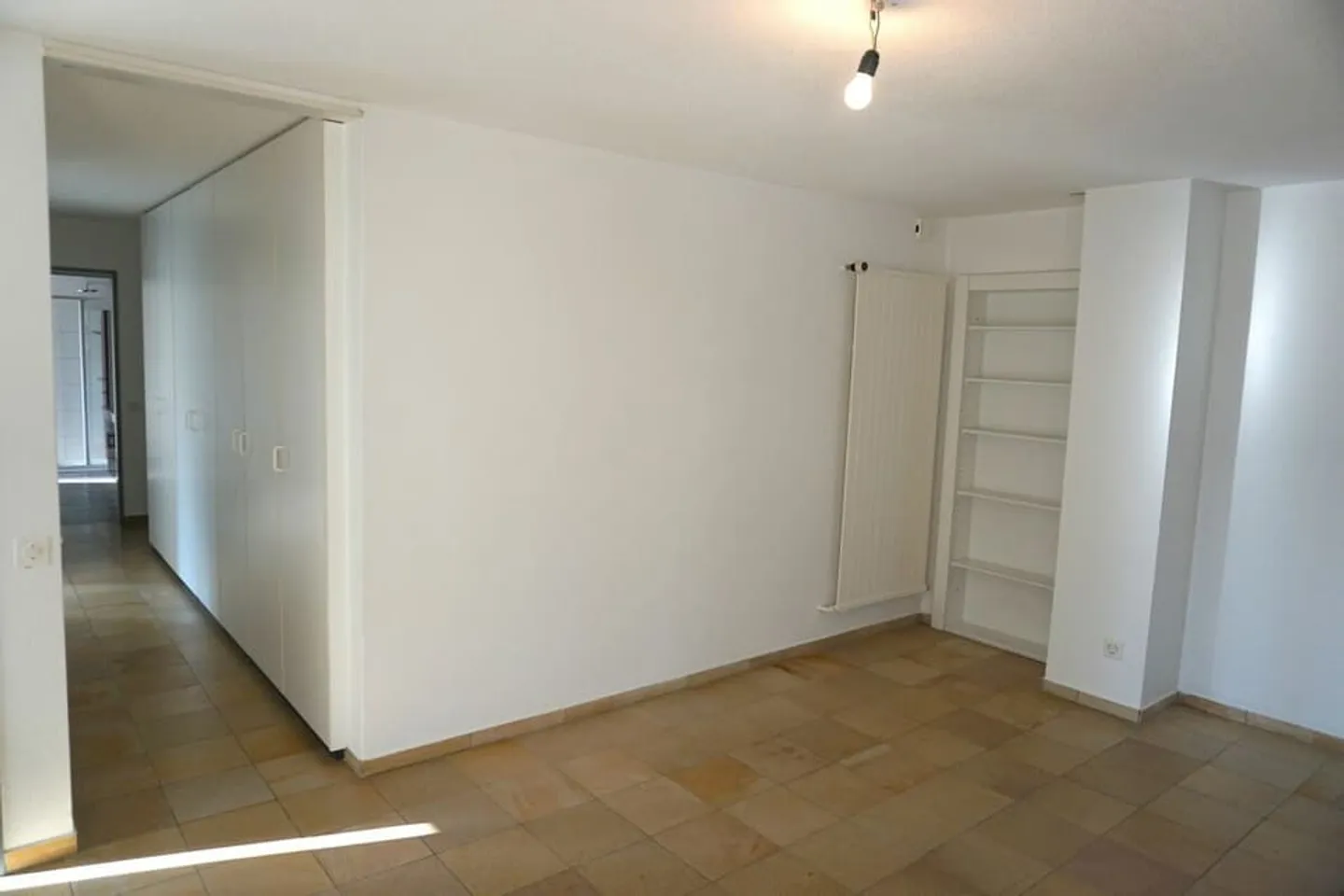 Appartement 4,5 pièces ensoleillé - Photo 3 sur 12