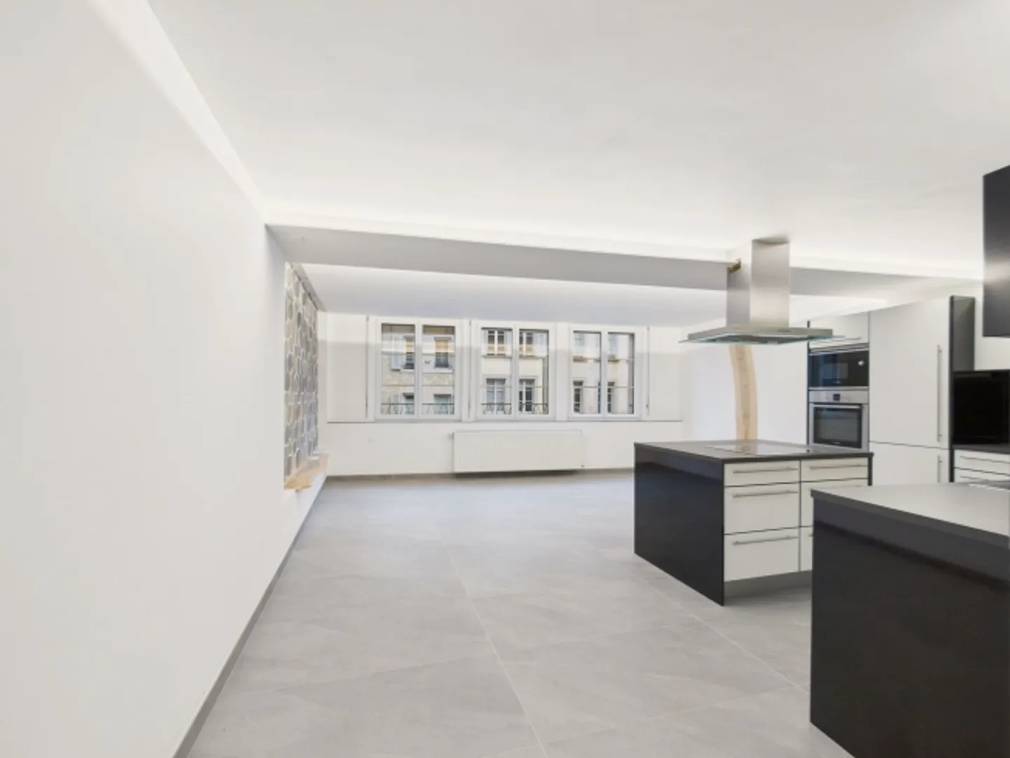 Renovated 3.5-room apartment, 102 m², old town - Photo 2 of 9