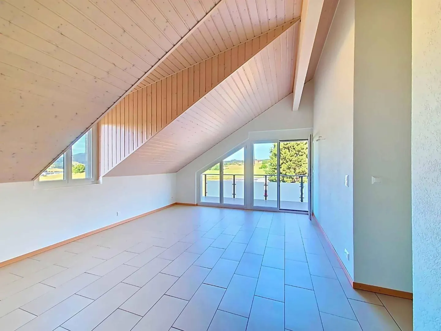 4.5 Room Bright Apartment with Large Terrace - Photo 1 of 13
