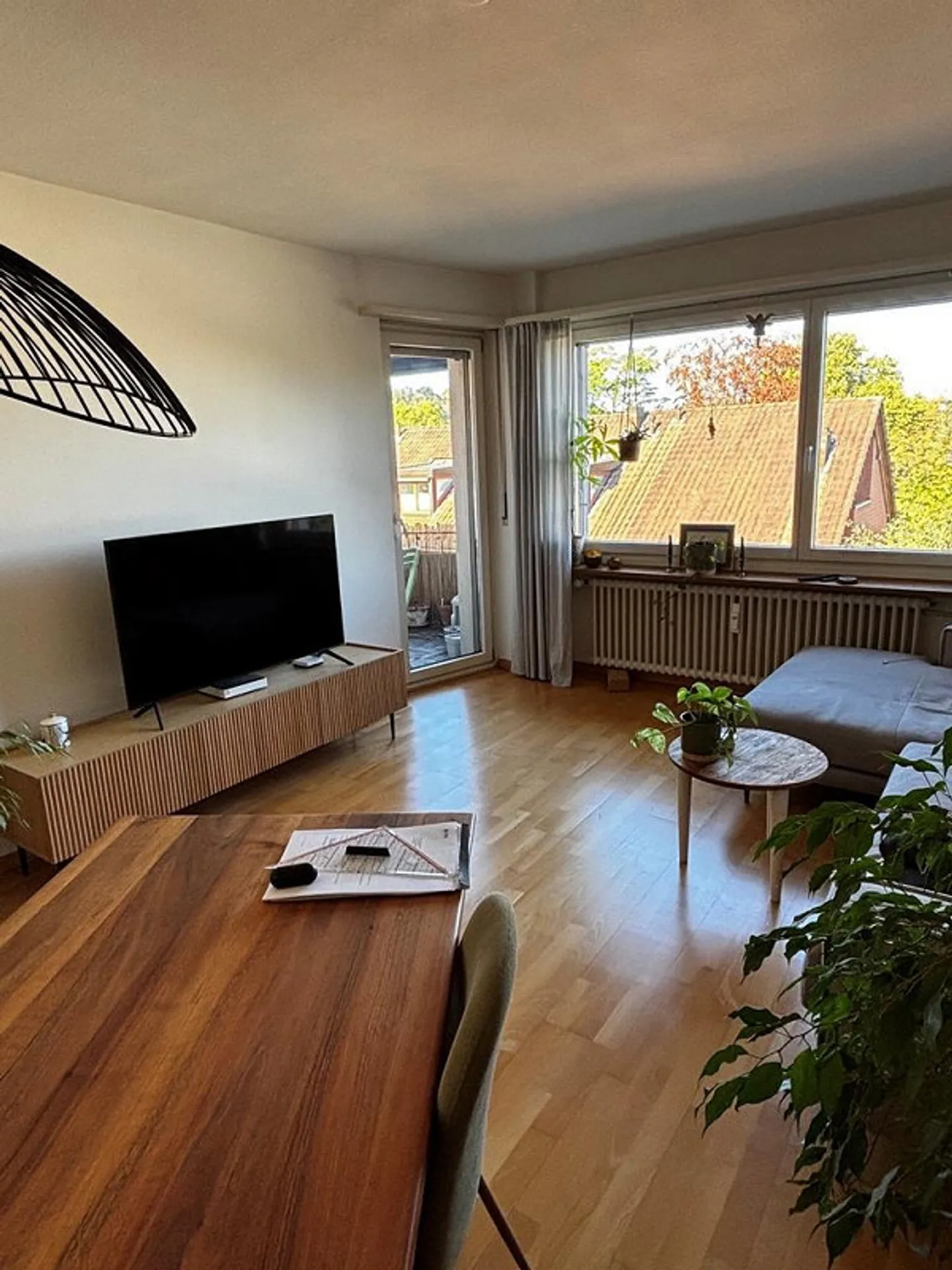 Bright apartment with balcony - Photo 3 of 10