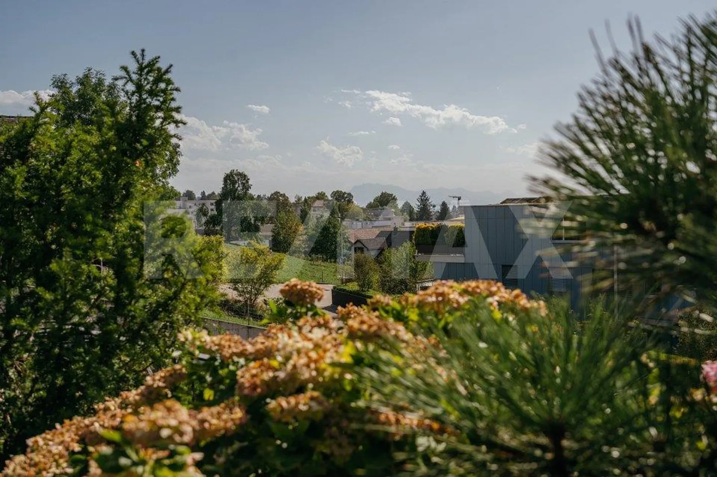 Moderne Terrassenwohnung mit Aussicht - Foto 9 von 13