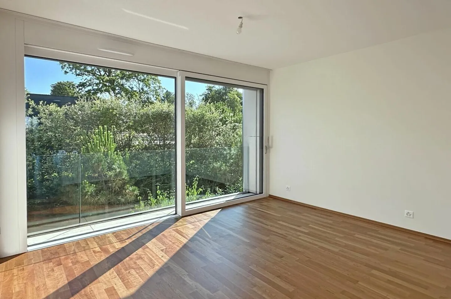 Stunning Semi-Detached Villa 7.5 Rooms - Photo 11 of 19