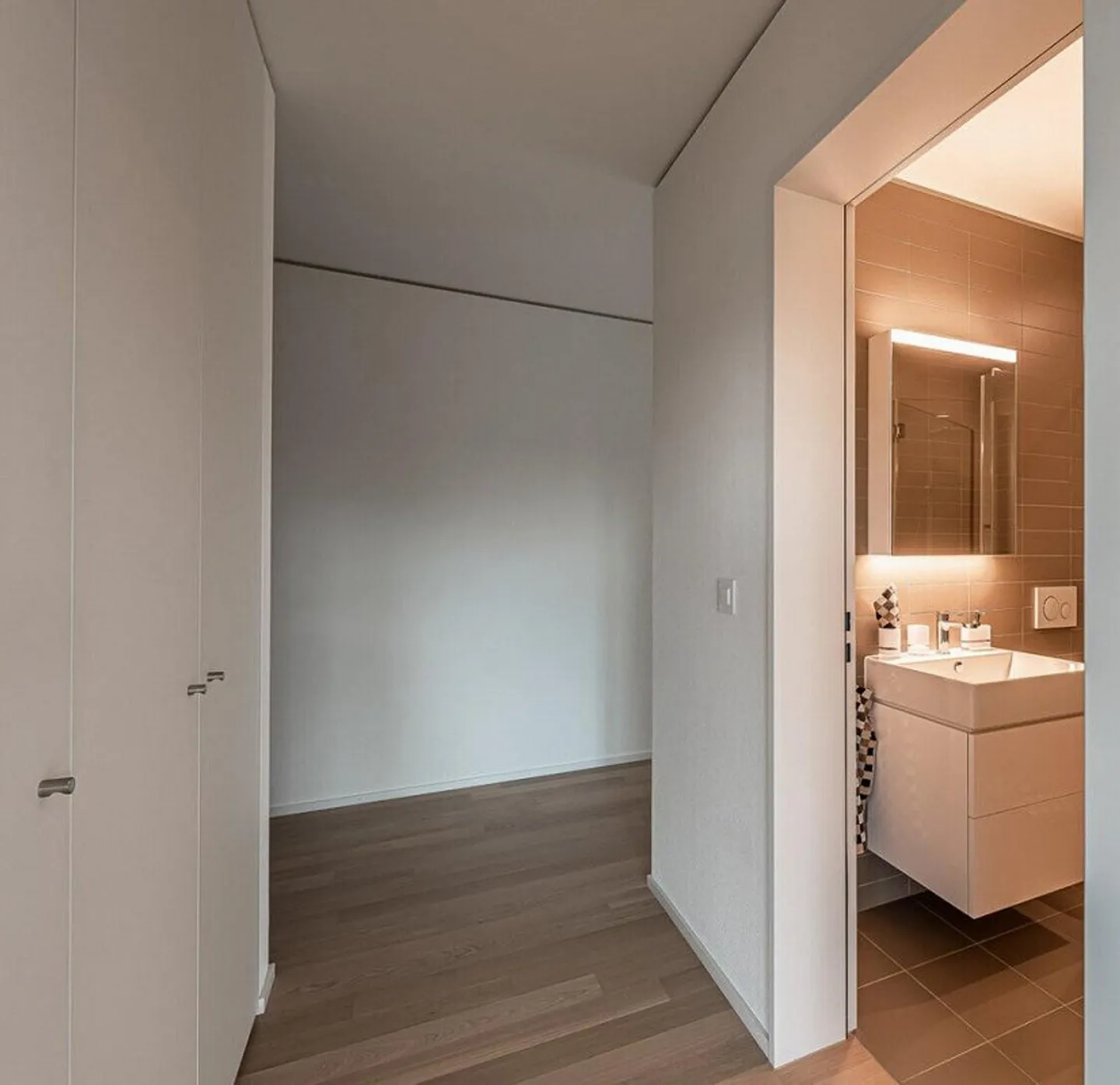 Exclusive Apartment in Basel - Prestige & Elegance - Photo 11 of 12