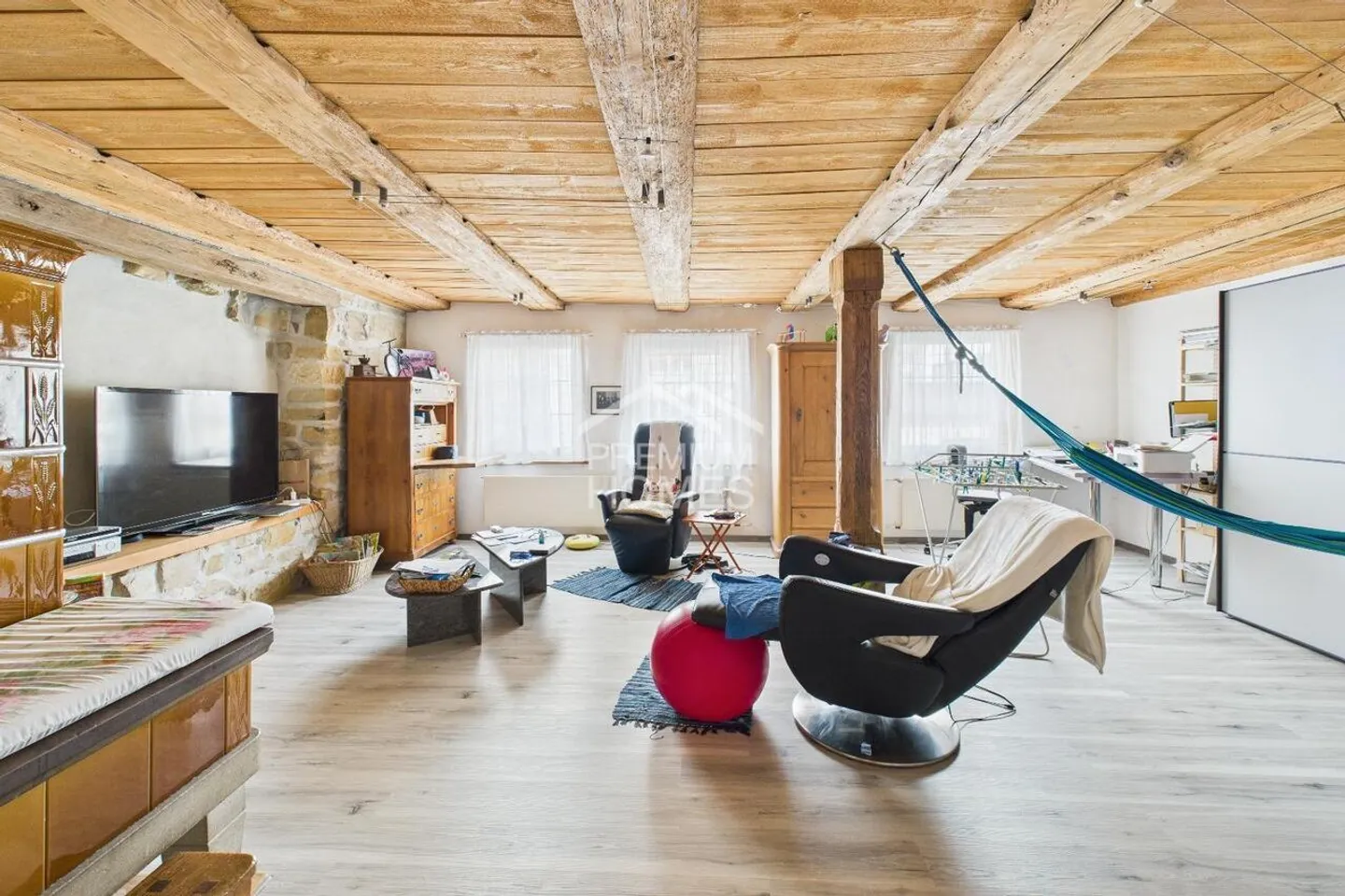 ESPACE GIGANTIQUE DANS LE BEAU KLETTGAU - Photo 3 sur 8