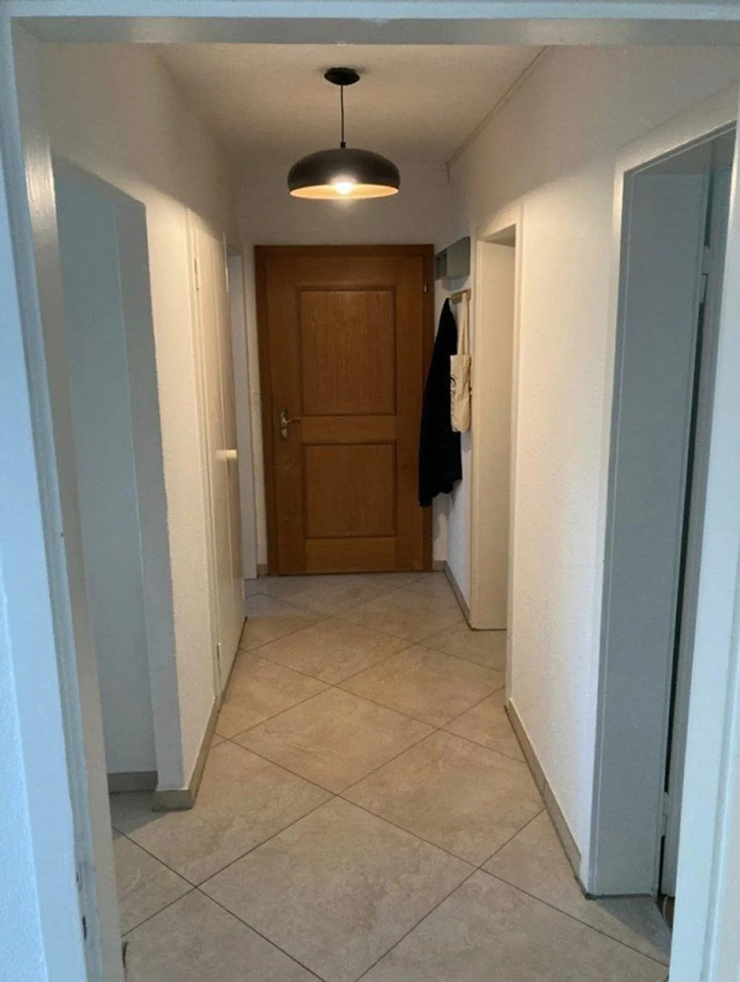 Affittare una stanza in un appartamento condiviso a Zurigo - Foto 3 di 6