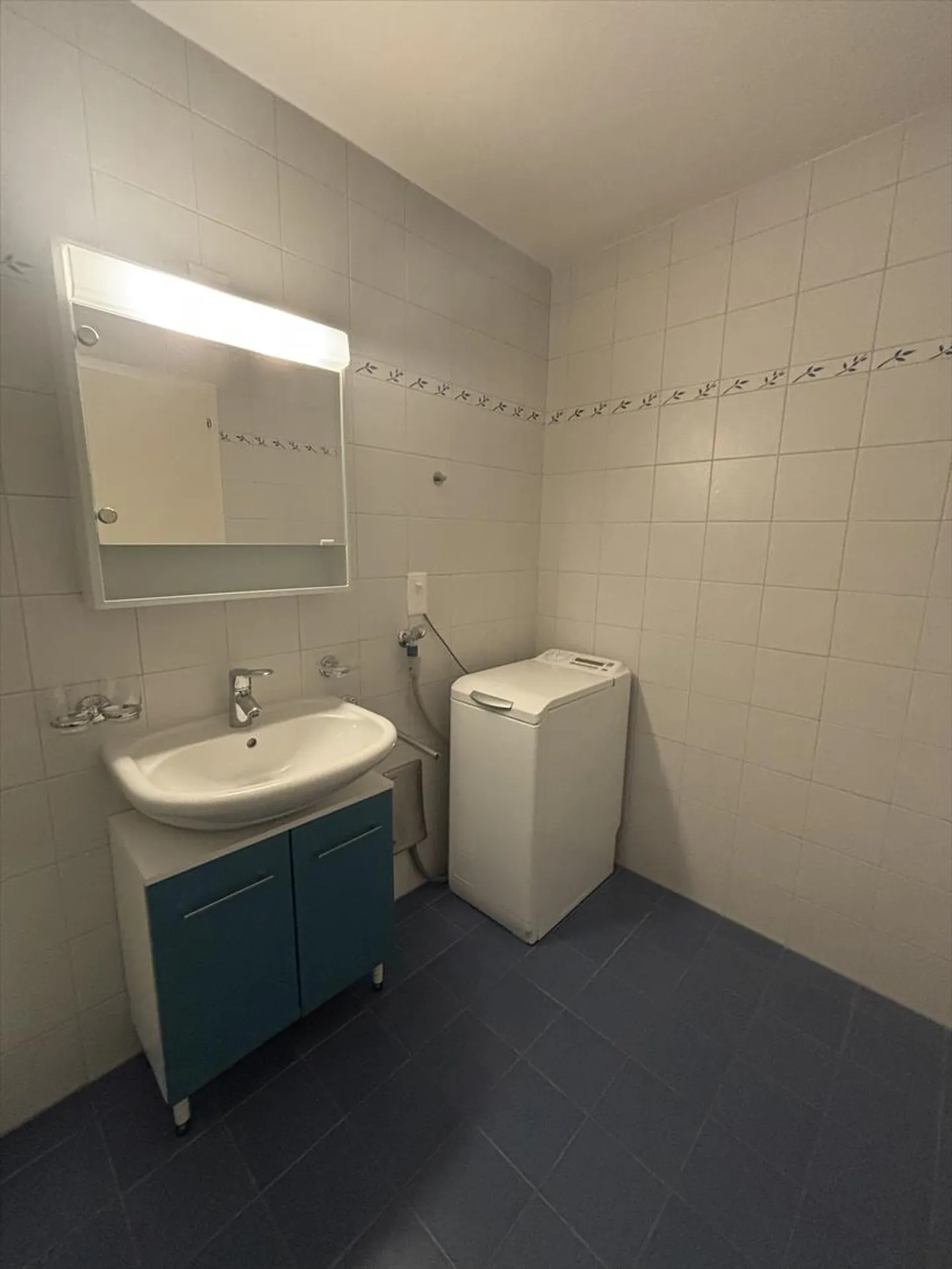 Magnificent 4.5 room apartment with panoramic views in Chernex - Photo 13 of 26