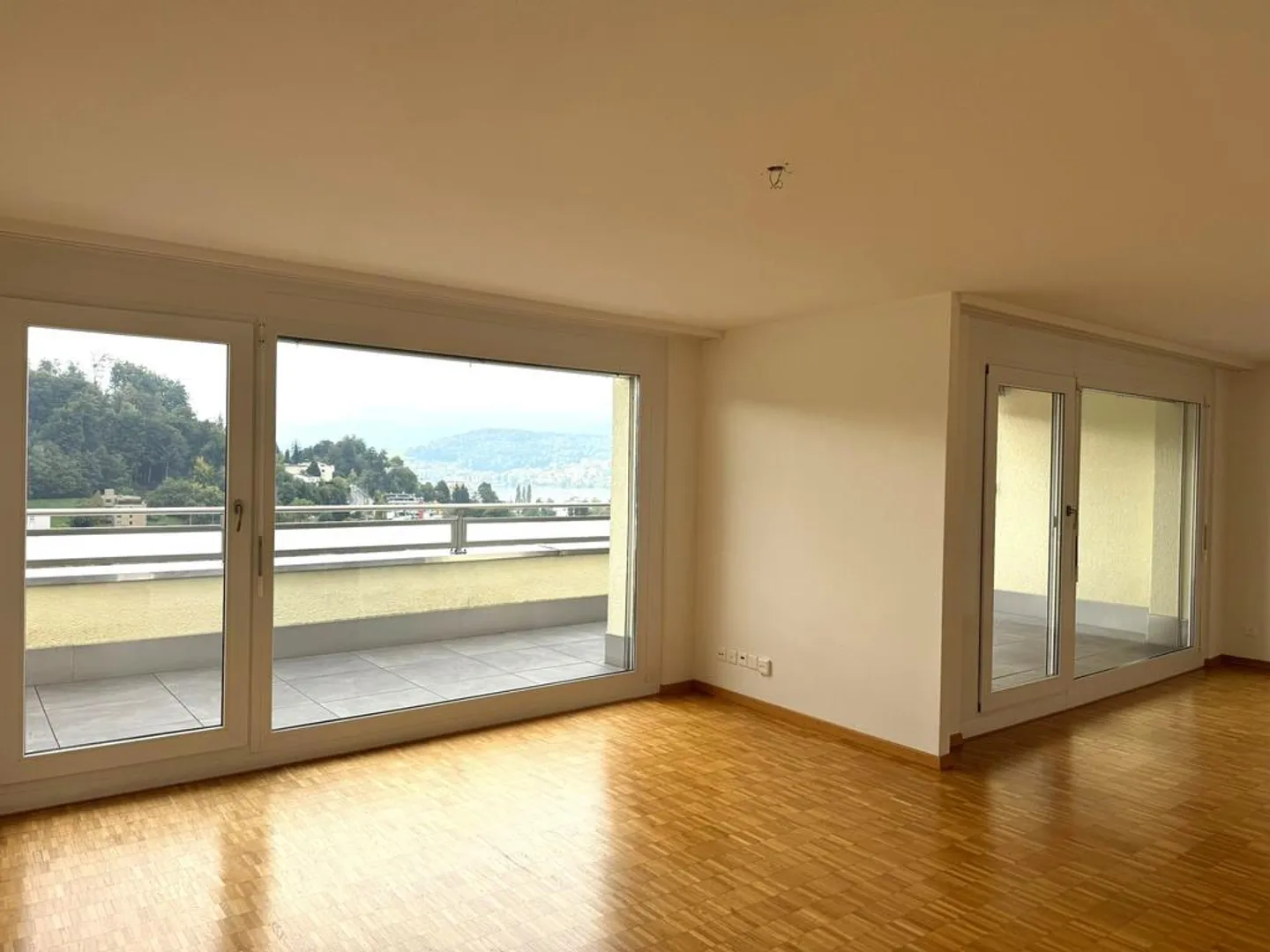 Vivere sopra il quartiere di Würzenbach - Foto 2 di 6